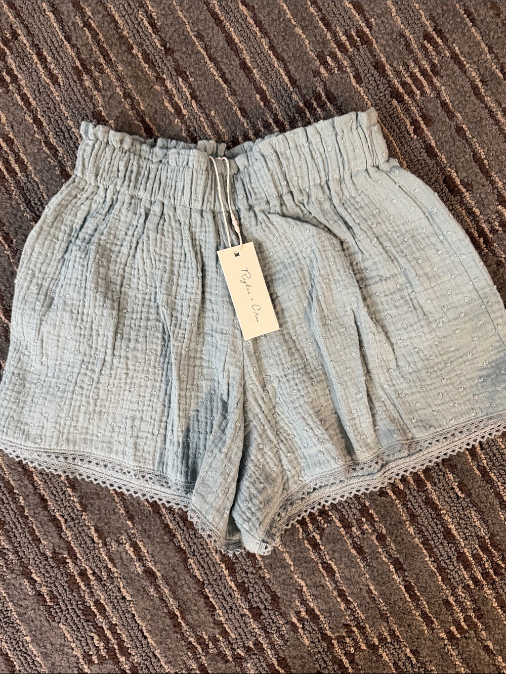 Rylee + Cru Pale Green Crinkle Knit High-Waist Shorts with Lace Trim